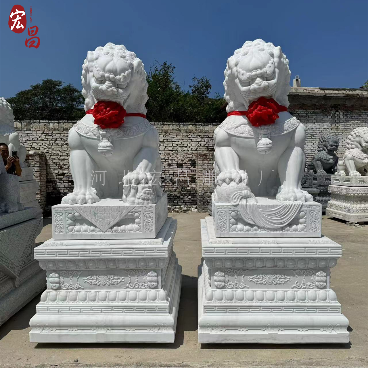 汉白玉石雕狮子一1.5米高1.8米高对户外园林酒店庭院别墅银行狮子