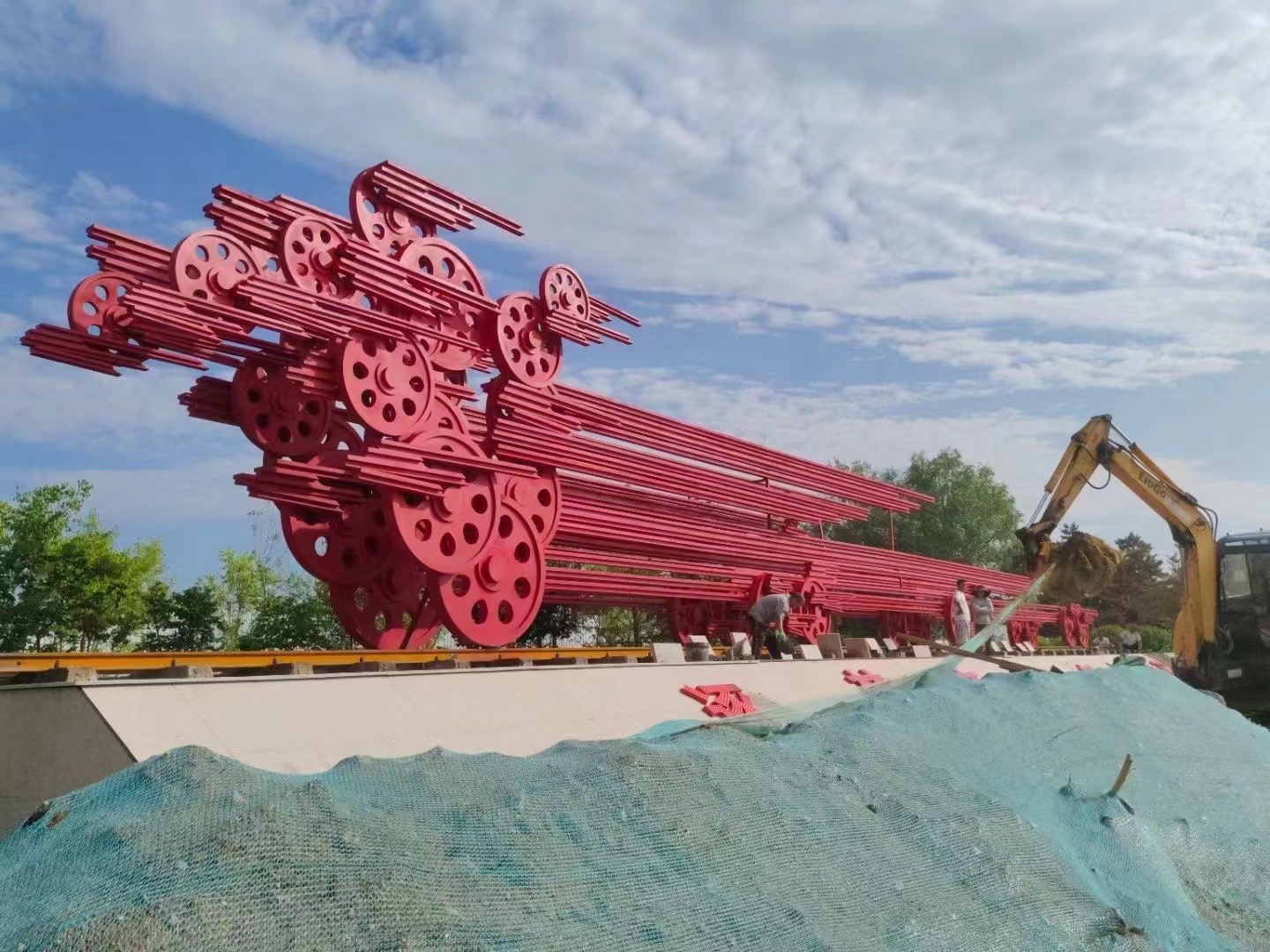 不锈钢雕塑 红色雕塑