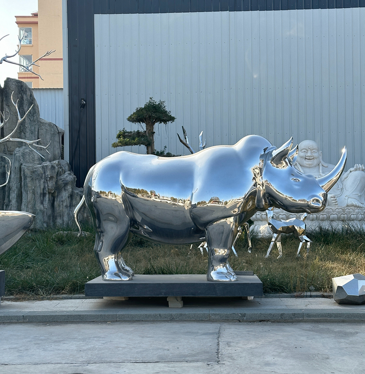 大型镜面不锈钢雕塑 几何雕塑