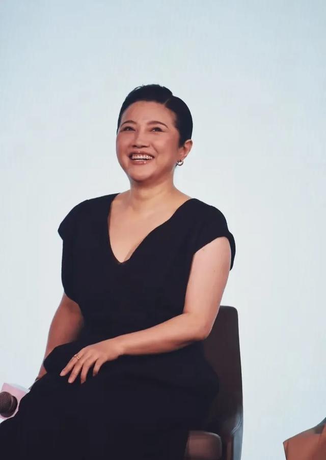 这种"富态"成为了中年女演员的最佳医美,展现了岁月赋予她们的独特