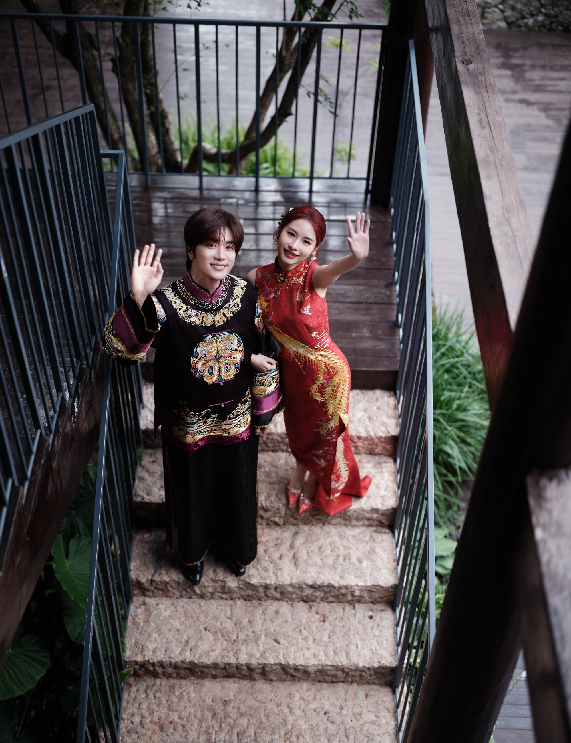 9月14日,陆虎与陈曌旭在云南丽江举办了一场浪漫而