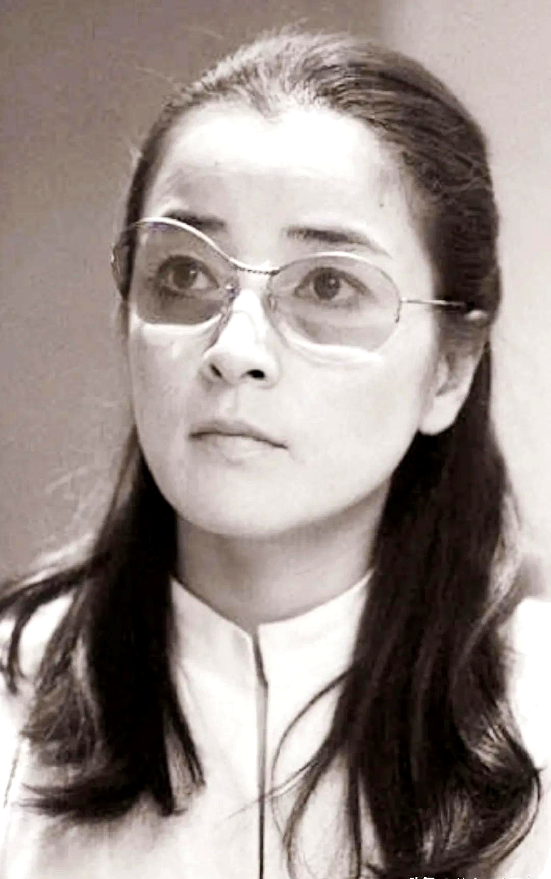 看到倍赏千惠子现在的照片,突然明白为什么