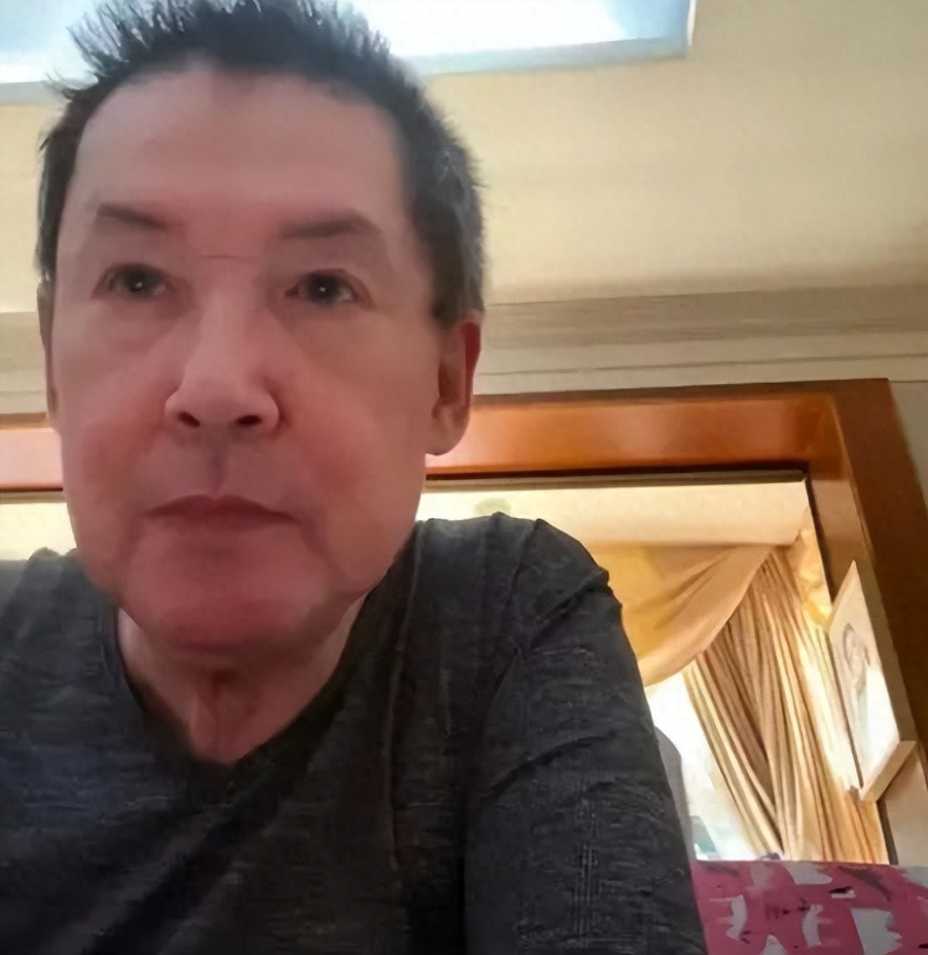 你敢信?郭碧婷爸爸用 请来吊唁 怒怼向太豪门假象碎了一地?