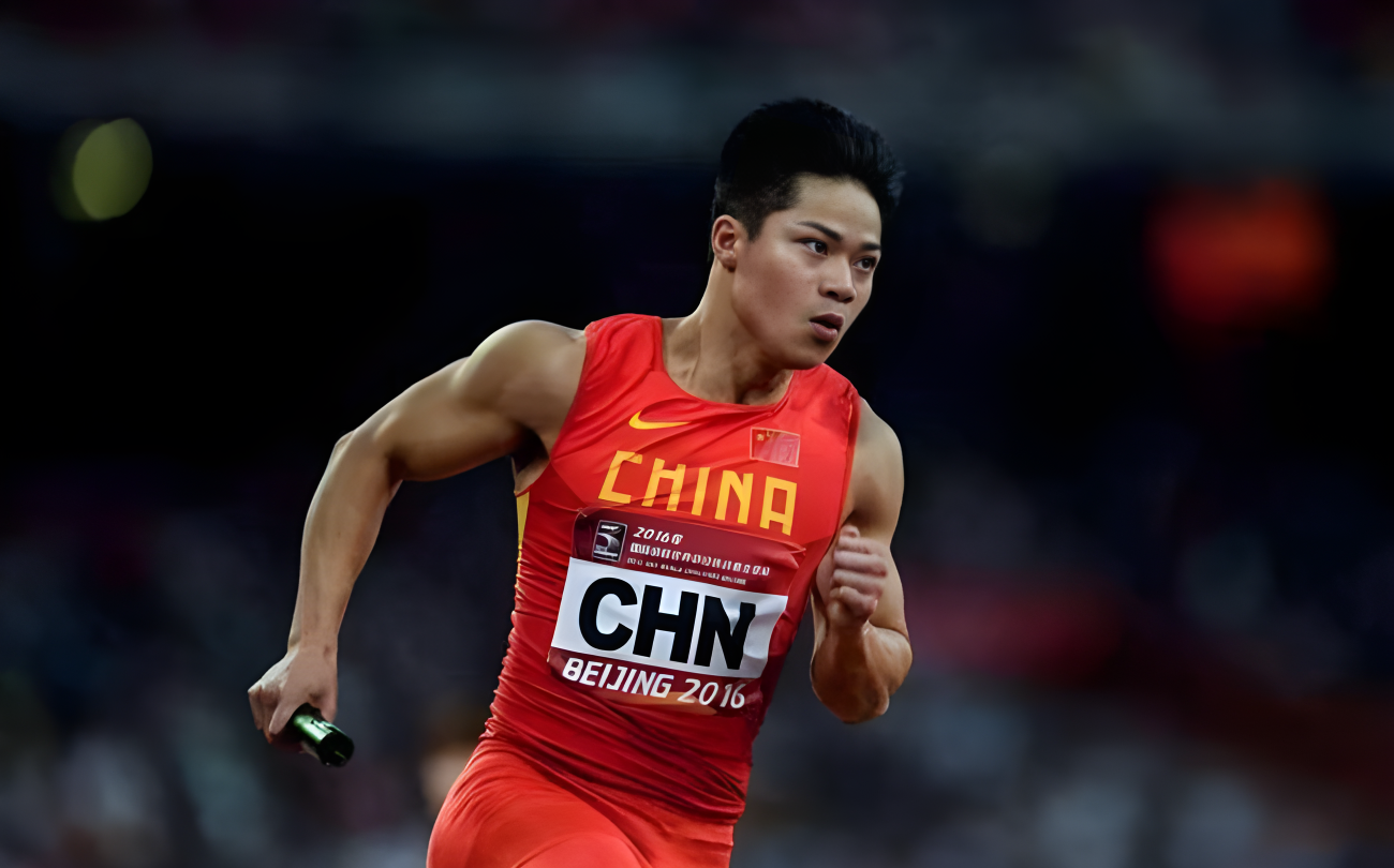 中国短跑名将苏炳添计划于2025年全运会后退役,这一决定让粉丝和田径