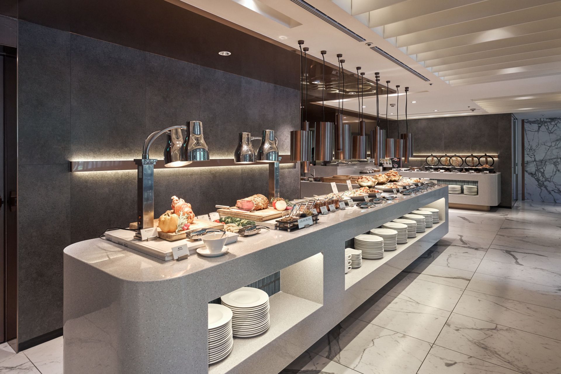 酒店自助餐台不仅是星级酒店的重要组成部分,更是展示酒店风格和品质