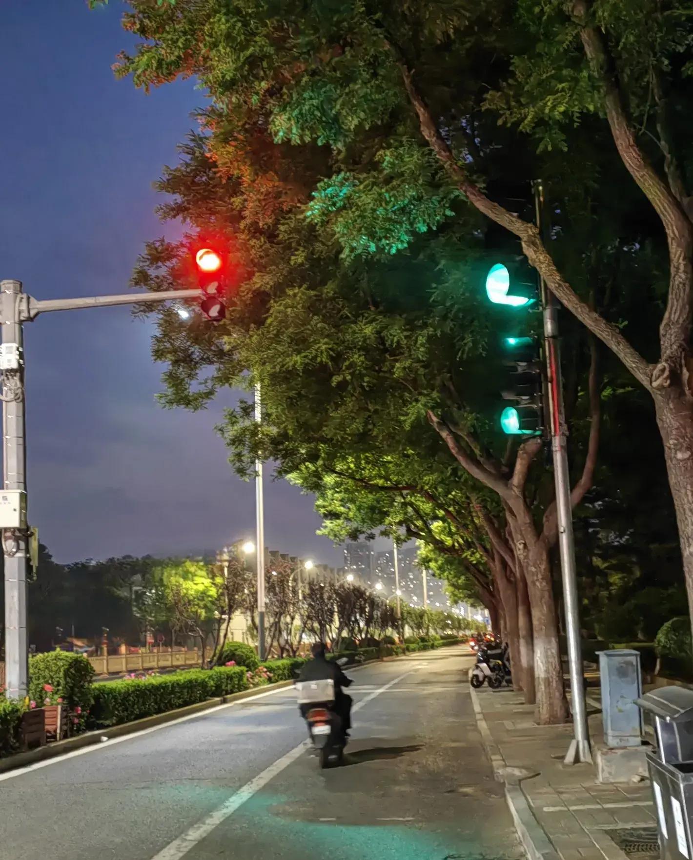 最后问得他自己都哑口无言了