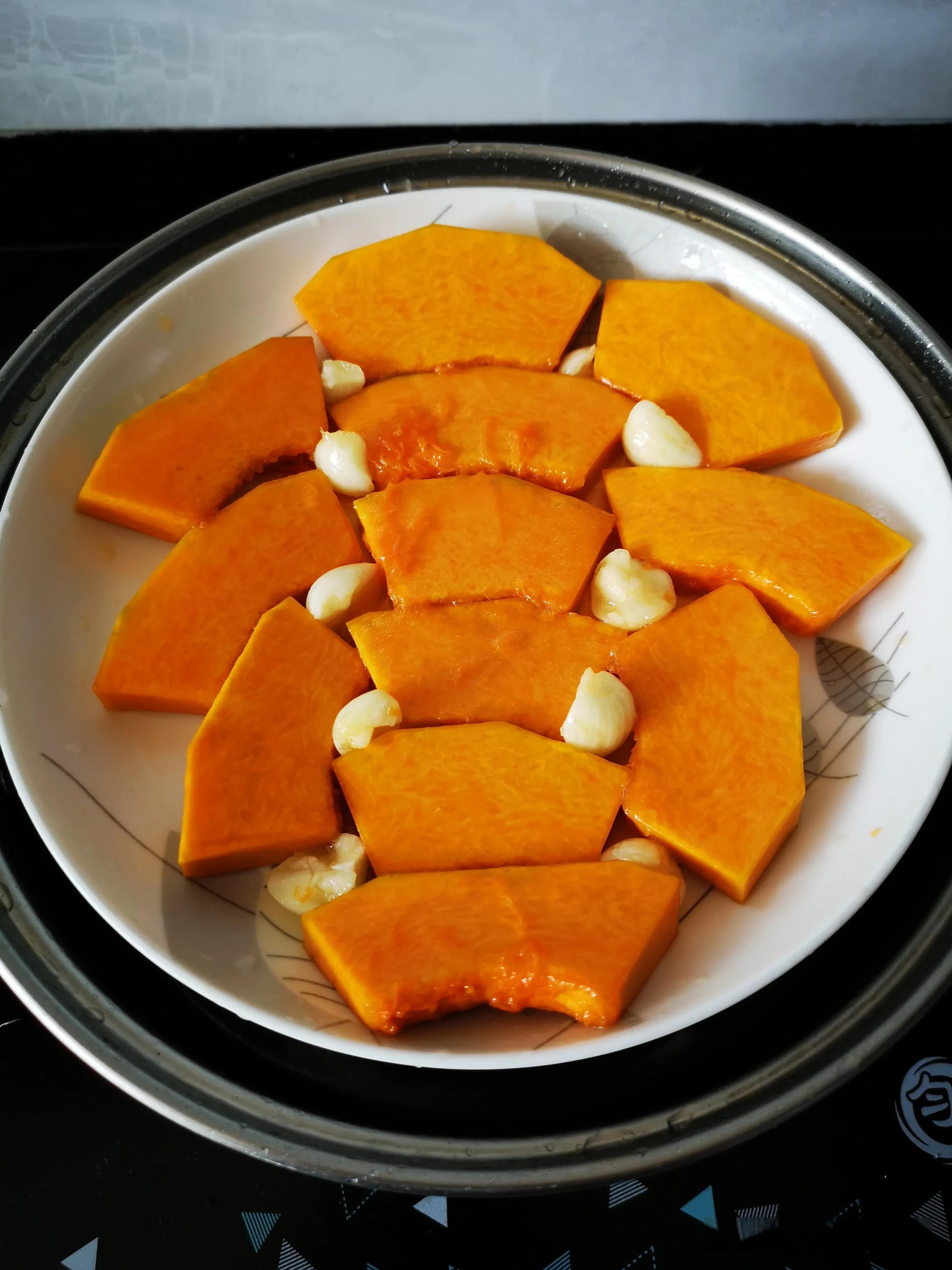 减肥养生菜谱大赏# 在探索减肥美食的旅途中,蒸南瓜无疑是一道既健康