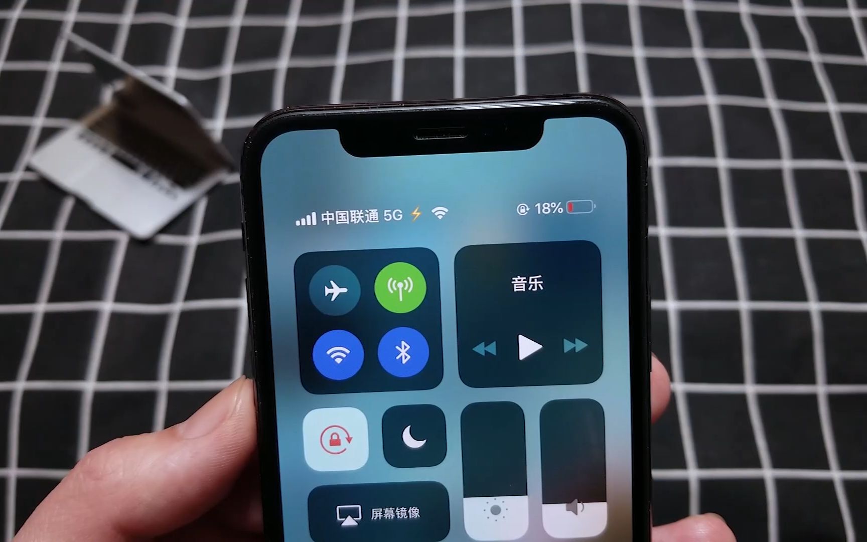 电话机怎么显示信号弱呢(电话机信号不好怎么办)