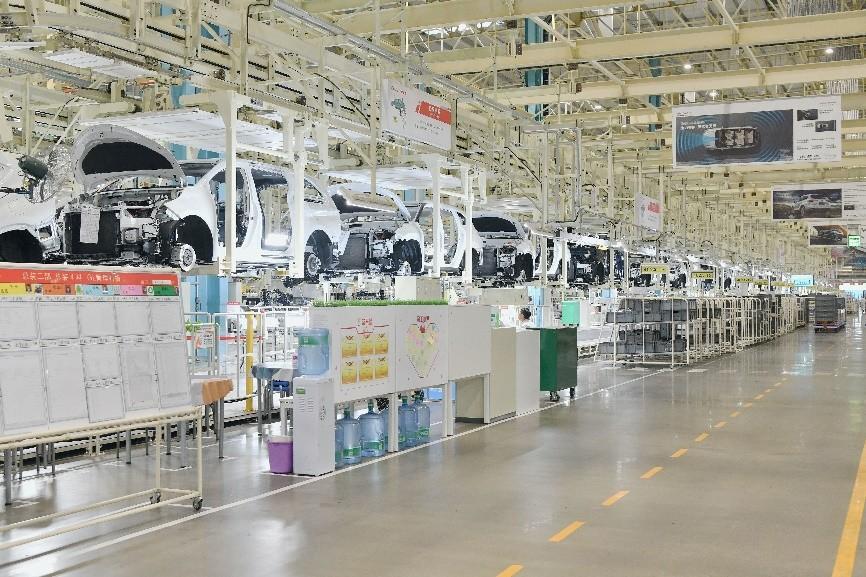 丰田汽车为140,400辆,同比下滑13.6%.日产汽车下滑2.8%,为64,233辆.