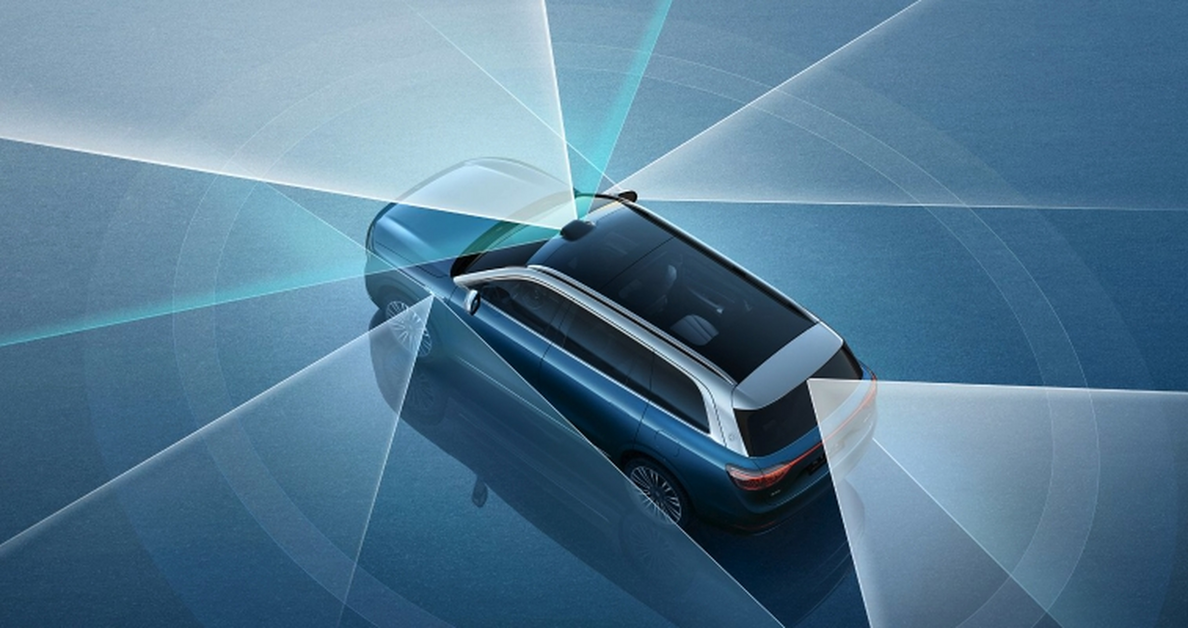 大量的摄像头可对车内情况进行监控. 3.不管说什么话别人都能听到.