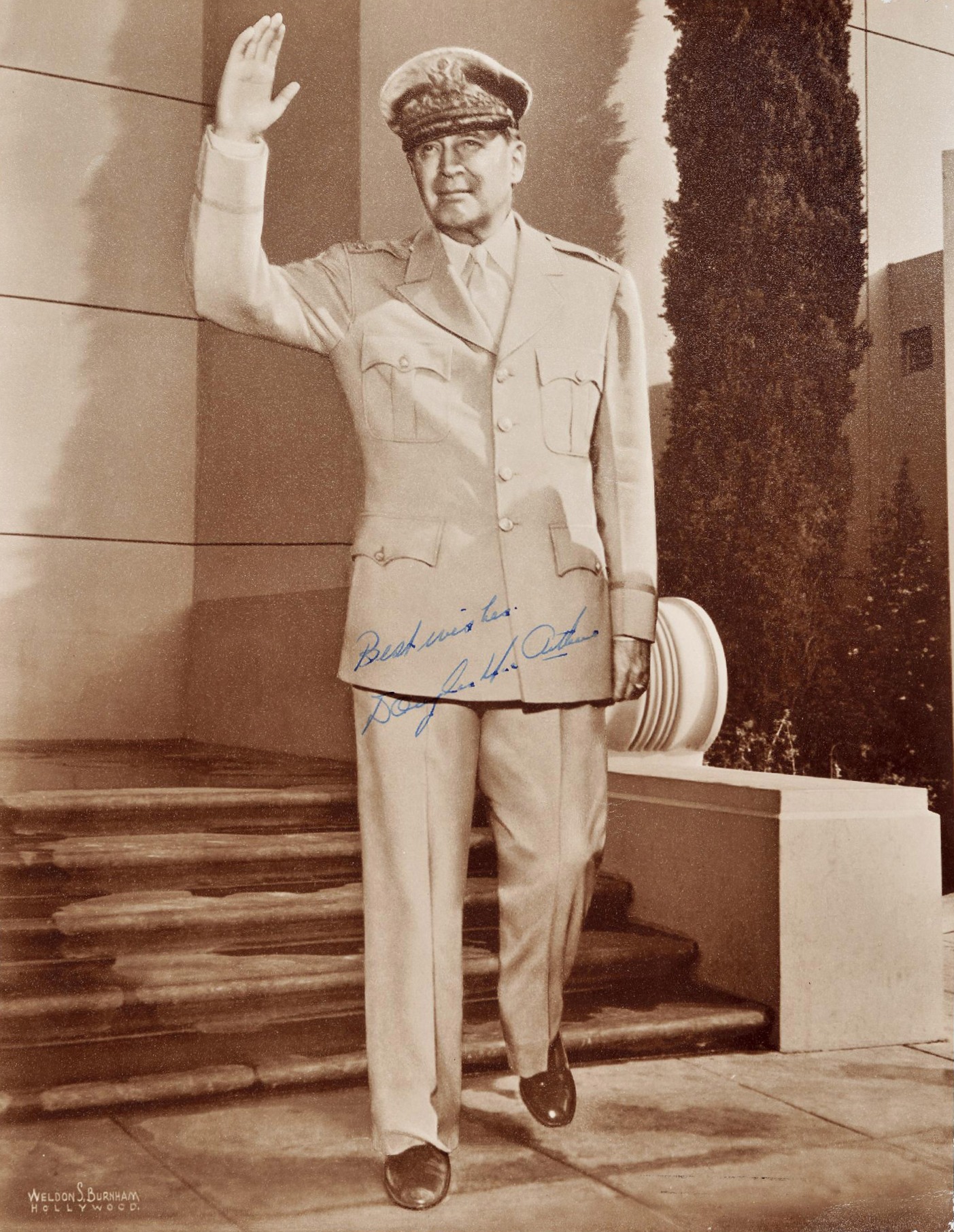 动态连更挑战# 美国五星上将道格拉斯-麦克阿瑟(douglas macarthur)