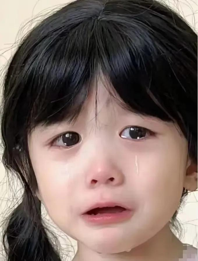 天守在女儿房间,最终真像大白