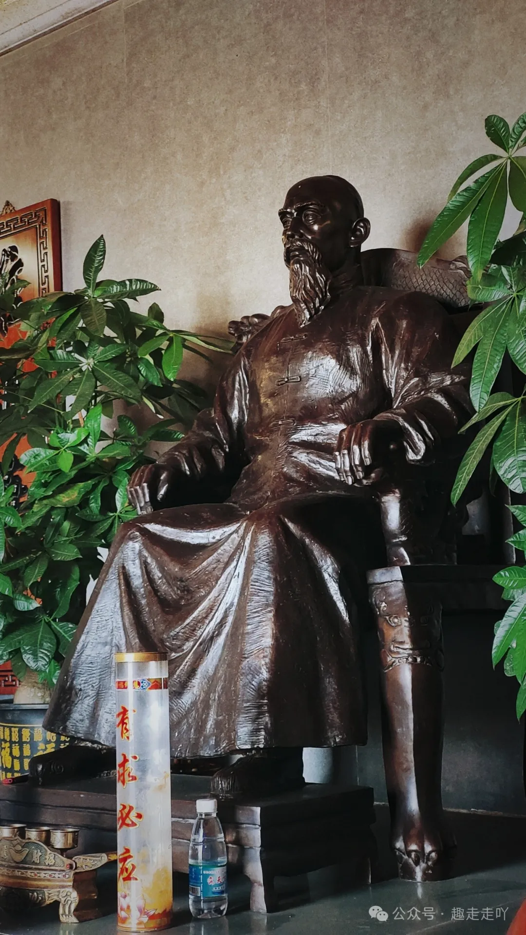 去不一样的地方,看不一样的风景.知道不一样的事,感悟不一样的人生