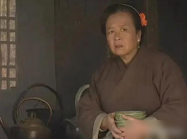 杨思敏版《水浒传》王婆