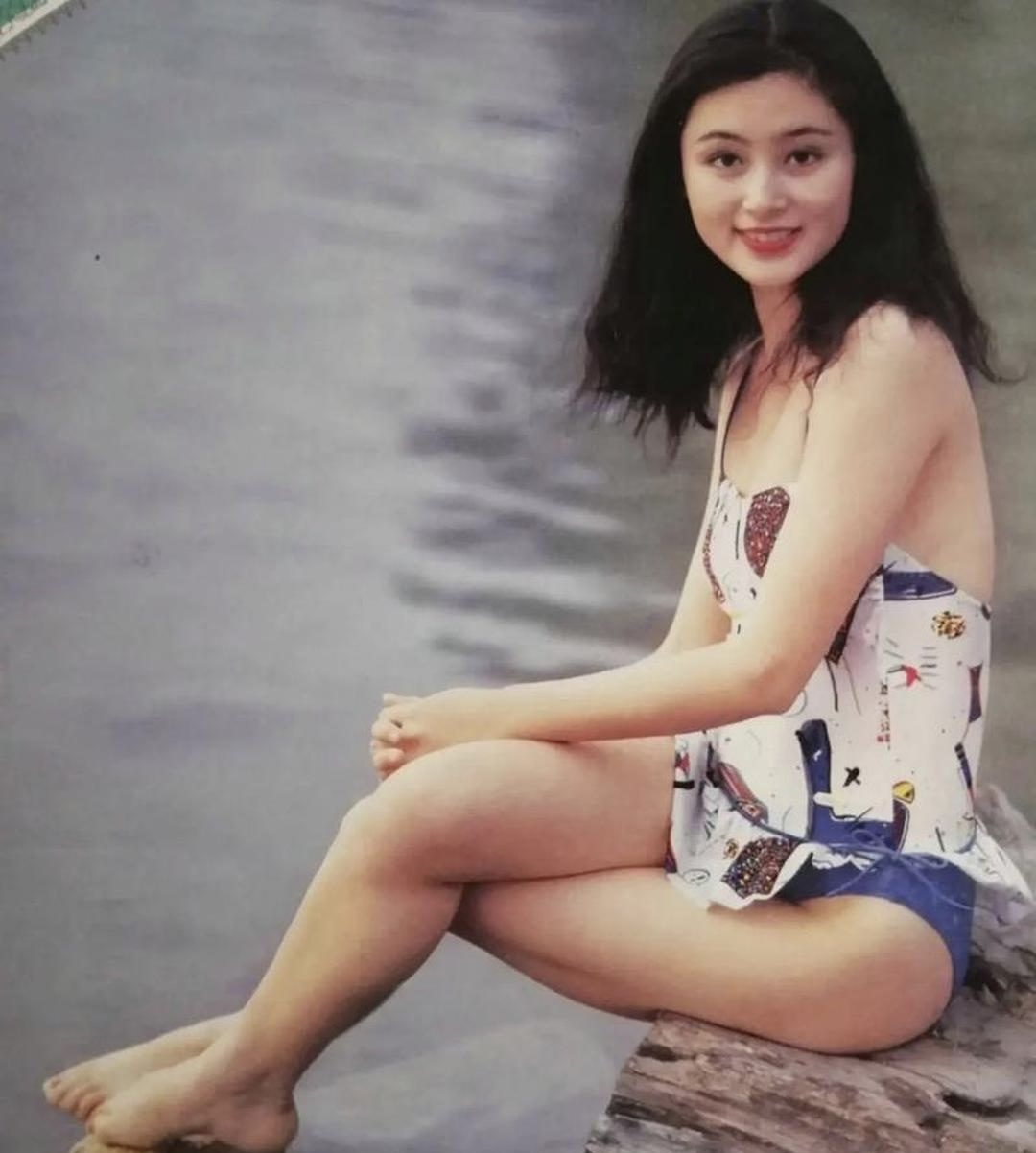 年轻时的陈红简直美得惊艳