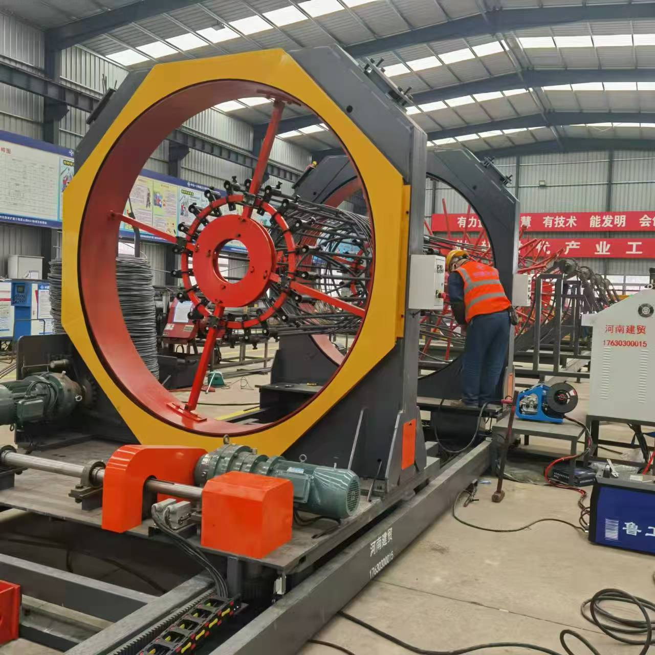 超厉害的钢筋成型机你见过吗 宝子们,今天来给大家分享一款超牛的机器