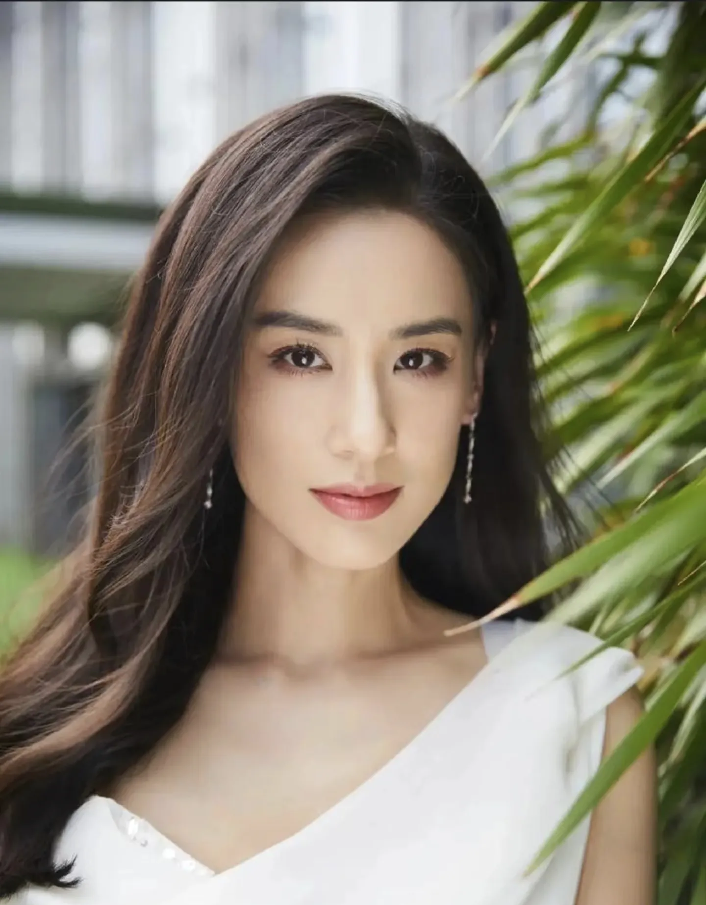 查了下黄圣依,家庭身份惊呆了!