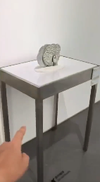 美术馆创始人称张凯毅老公更改展台# 黄金凤冠被毁事件迎来关键回应!