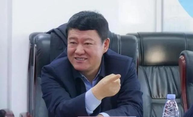 成都市金牛区委常委,政法委书记向阳主动投案,目前正接受审查调查