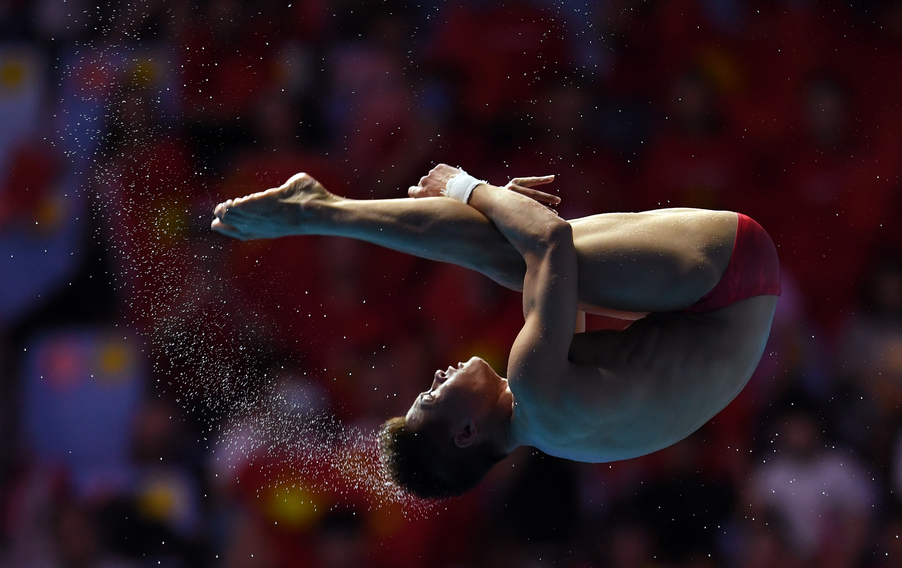 北京时间8月9日16:00,奥运男子个人10米跳台跳水预赛展开角逐