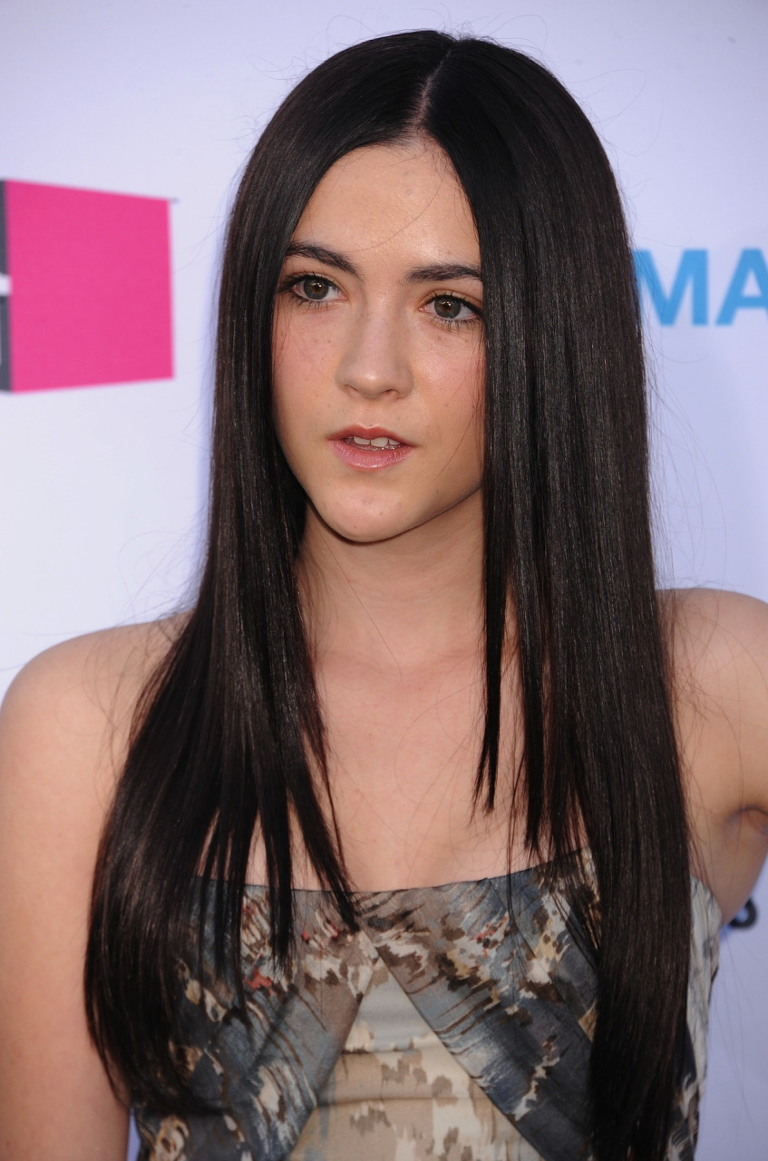 伊莎贝拉·弗尔曼 isabelle fuhrman,美国演员,童星出道,其12岁主演的