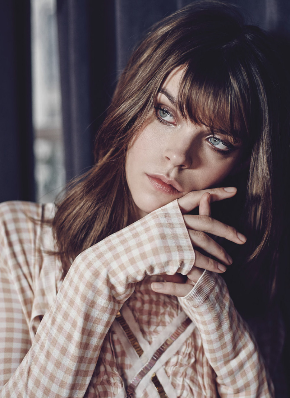 梅根·考莉森 meghan collison,加拿大模特,气质冷峻,富有表现力.