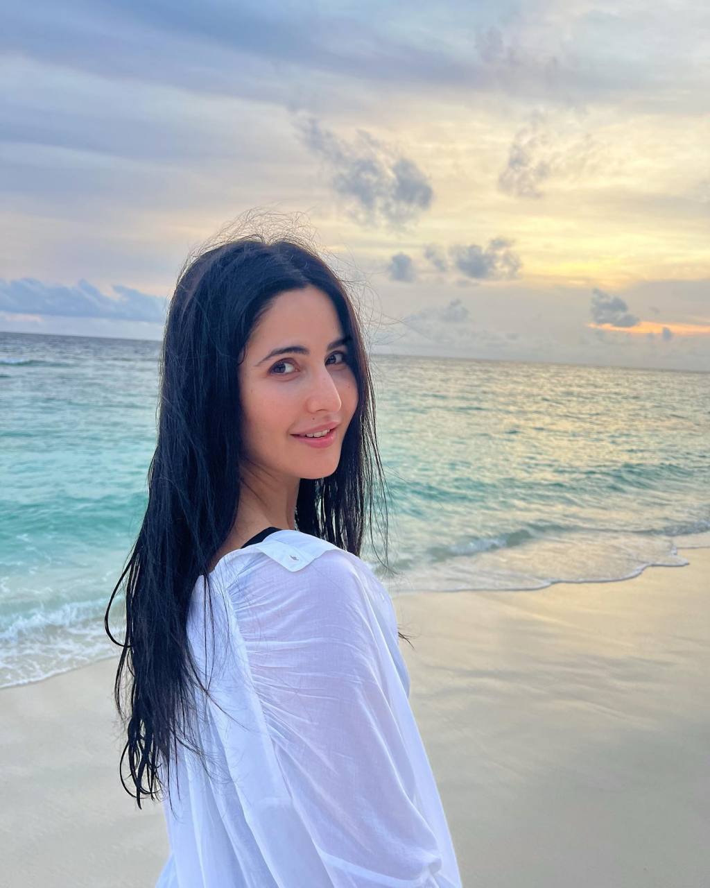卡特莉娜·卡芙 katrina kaif,出生于中国香港的演员,代表作品有