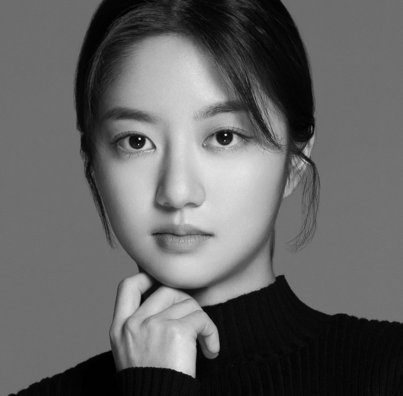 金贤秀 hyun-su kim,韩国演员,代表作品有《树大根深》,《我们见过吗