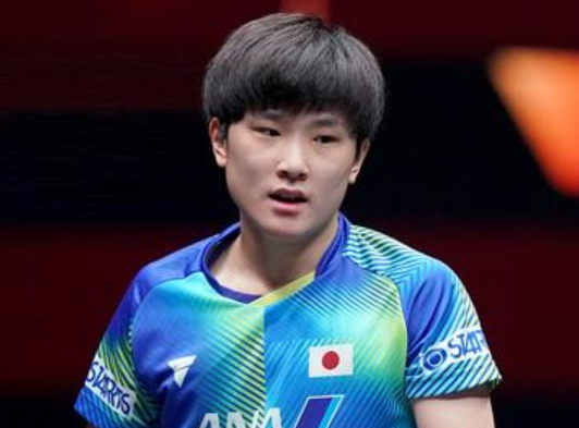 张本智和原本名叫张智和,他的父母张宇与张凌都是四川人