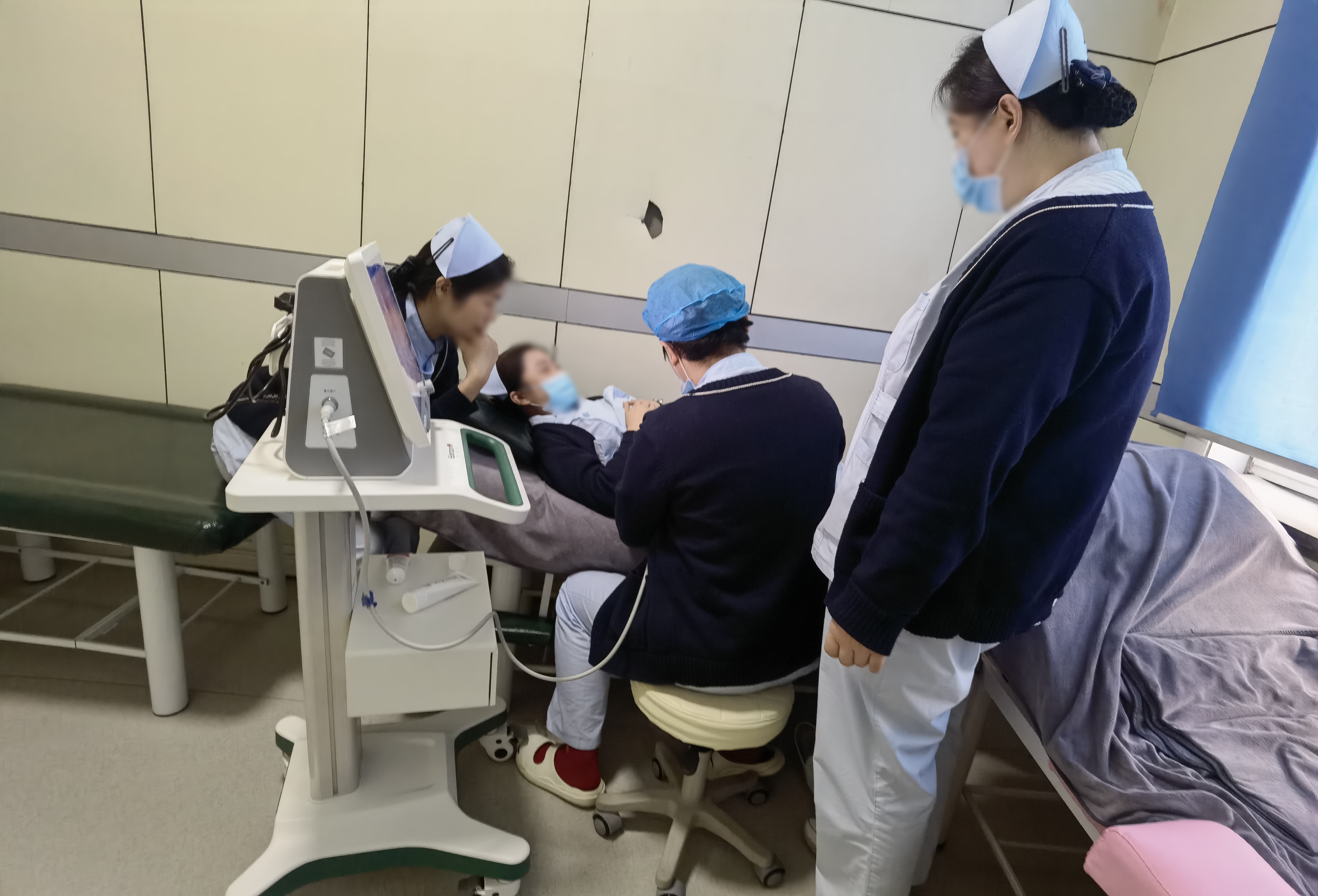 产后康复除了利用#盆底肌修复仪器#做产后康复和盆底