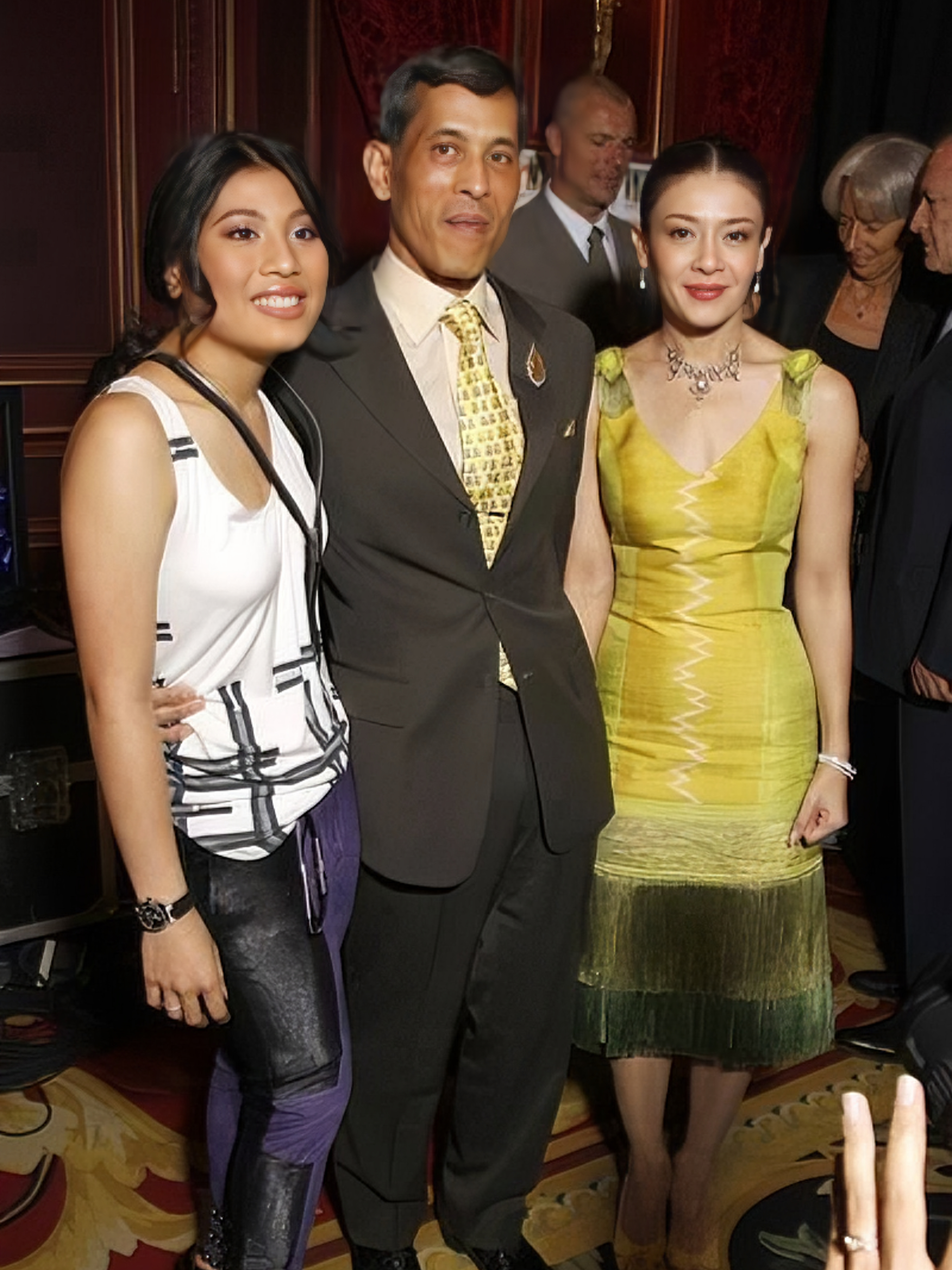 泰王最灿烂的微笑,都给了西拉米王妃 西拉米曾宠冠六宫,是泰王心中的"