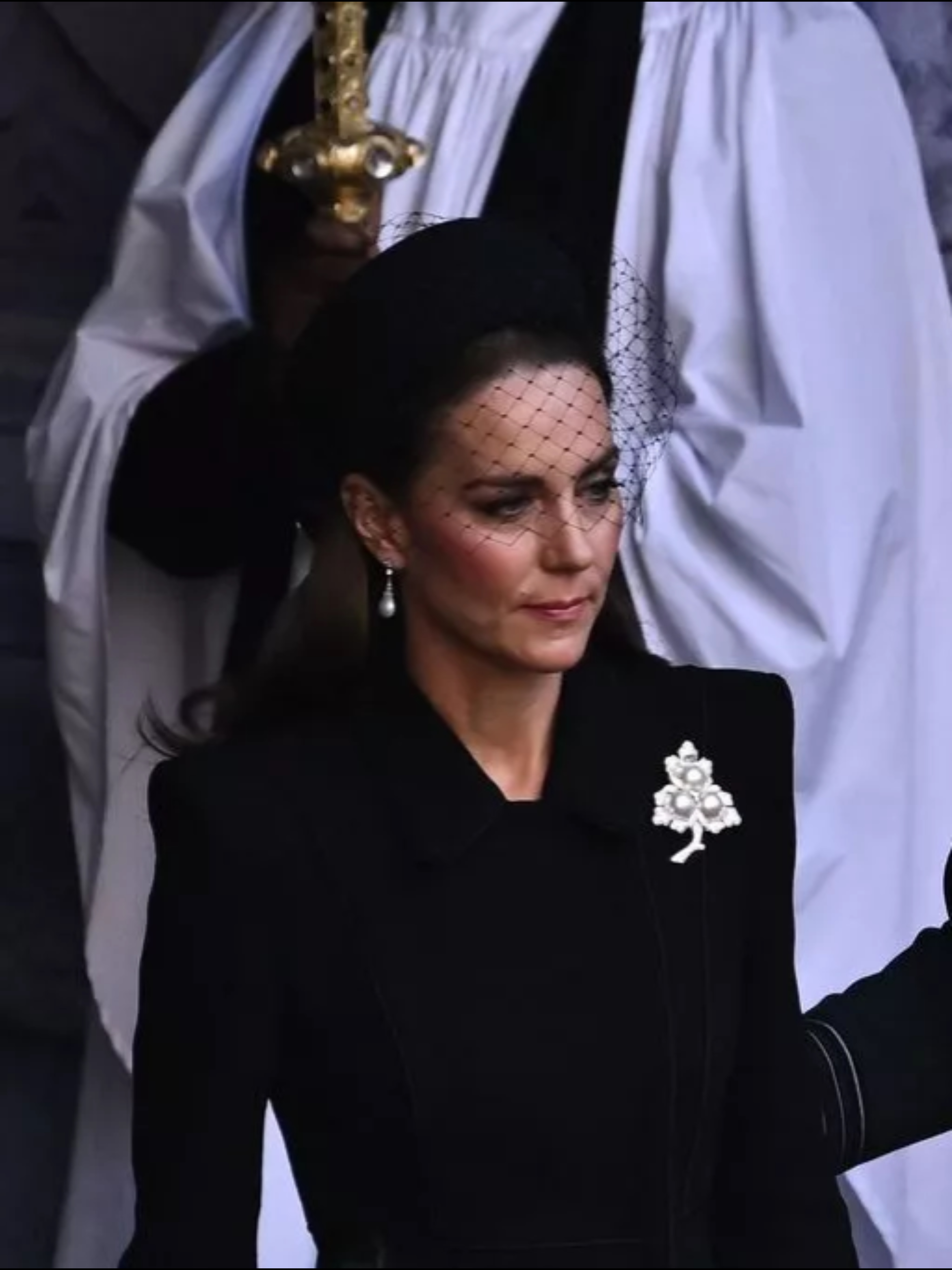 凯特王妃出席国葬一袭黑丧服仙气飘飘 凯特·米德尔顿与威廉王子将