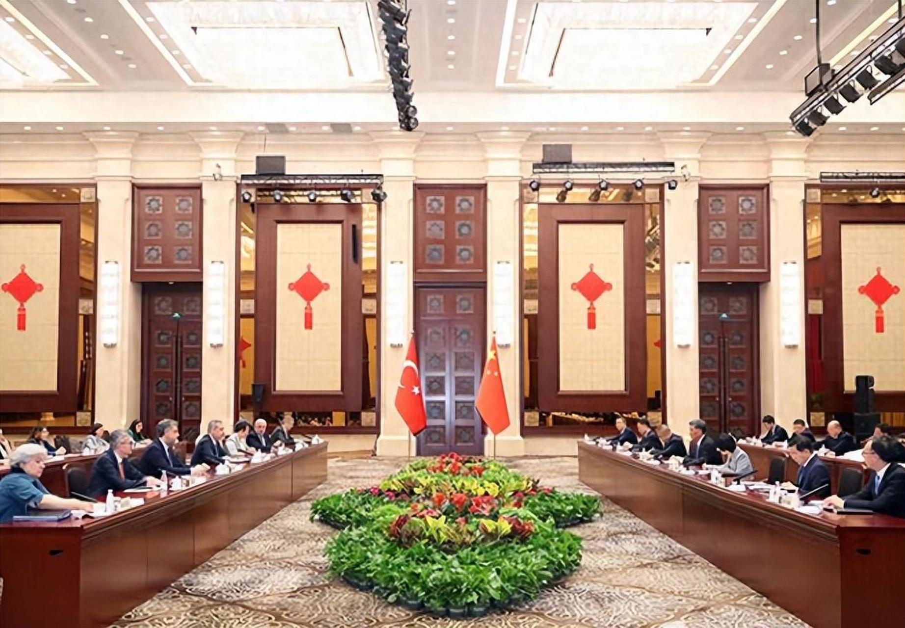 土耳其访华,并请求加入金砖不到一周,土宣布对中方汽车加税  土耳其