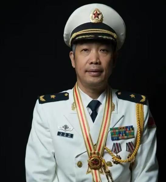 被马伟明说中了,百亿核航母成烂尾工程,军方早给最