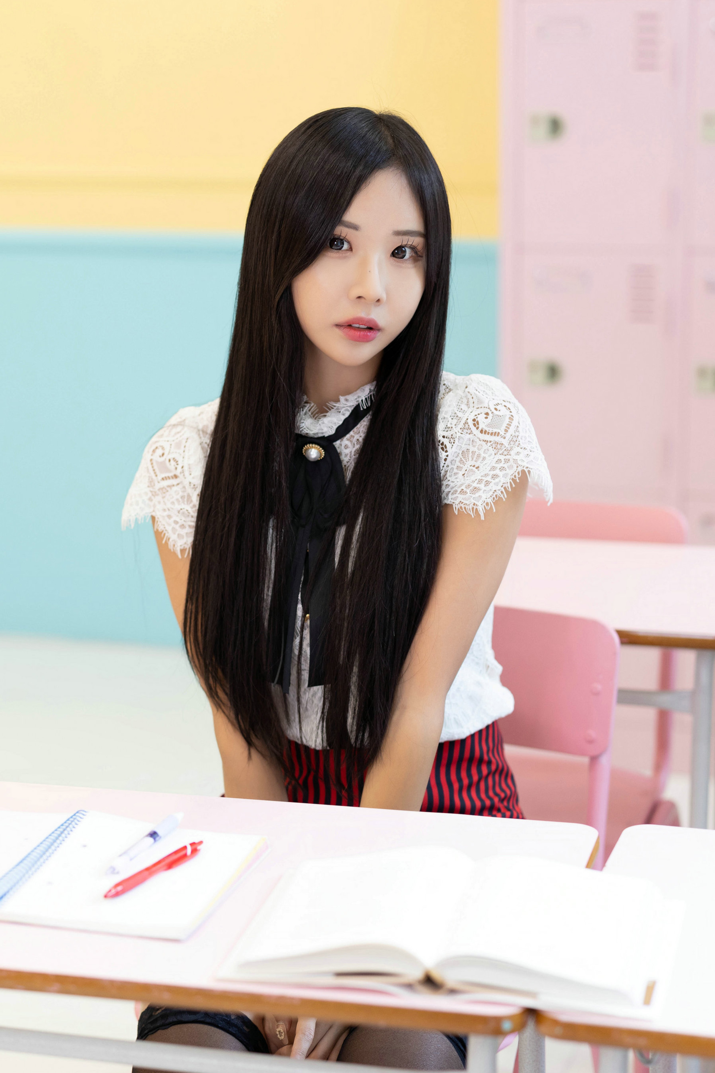 黑长直黑发发型图片女生头发造型长发小悠黑直发图片浓密黑发长发