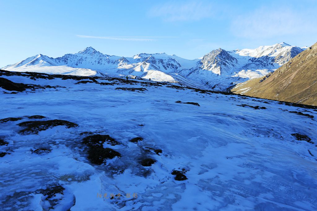 康健雪峰图片