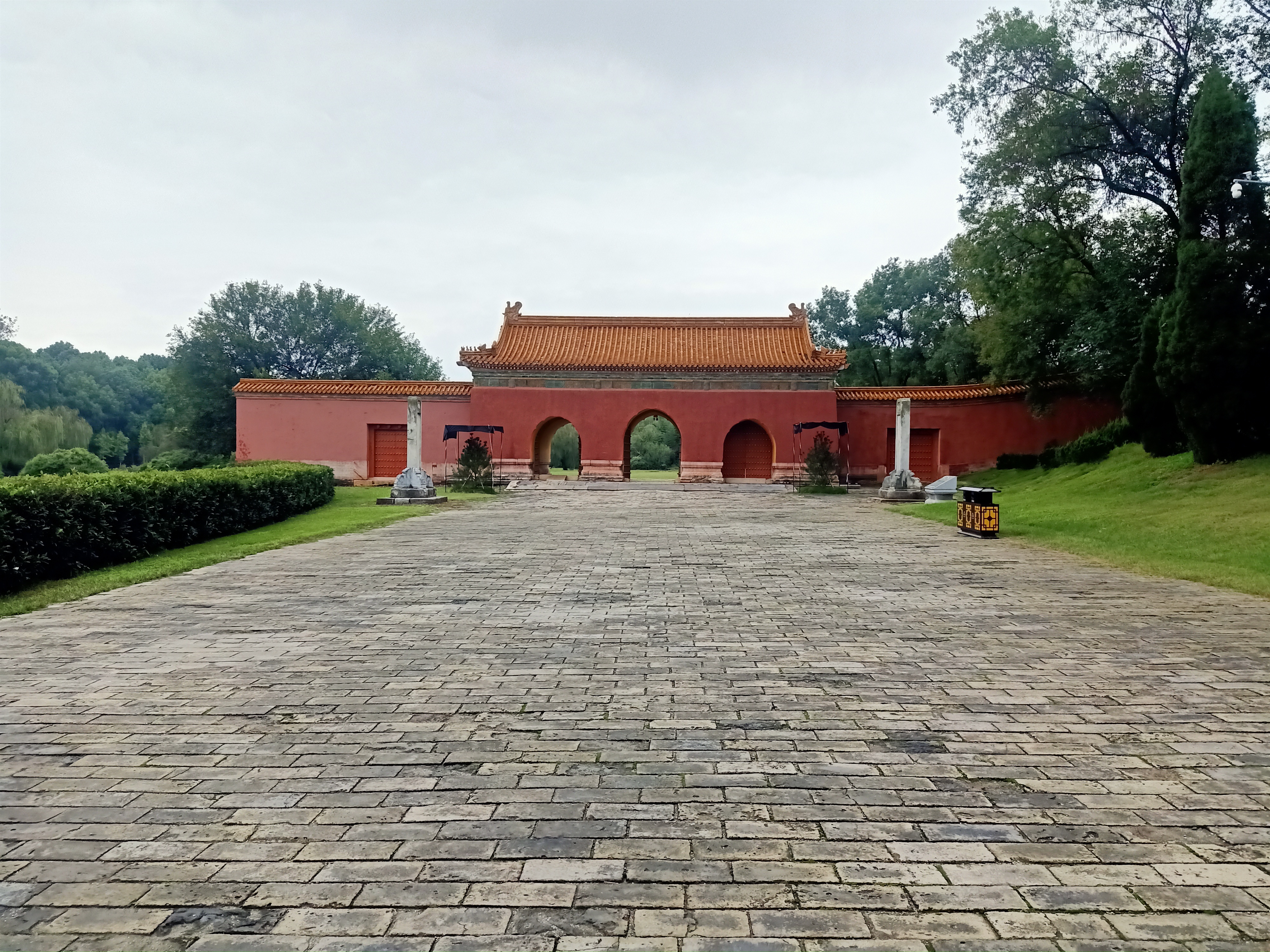 湖北唯一的明代帝王陵墓显陵,布局巧妙,浮雕精美,世所罕见,上