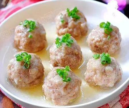 美食分享:马蹄肉丸,清香嫩滑生津去燥