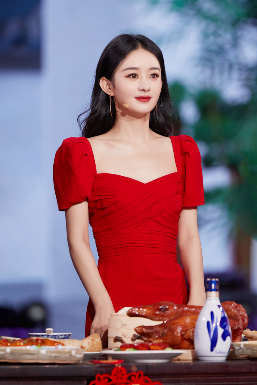 赵丽颖与杨幂的咖位变化:看咖位差距  赵丽颖和杨幂是中国娱乐圈的