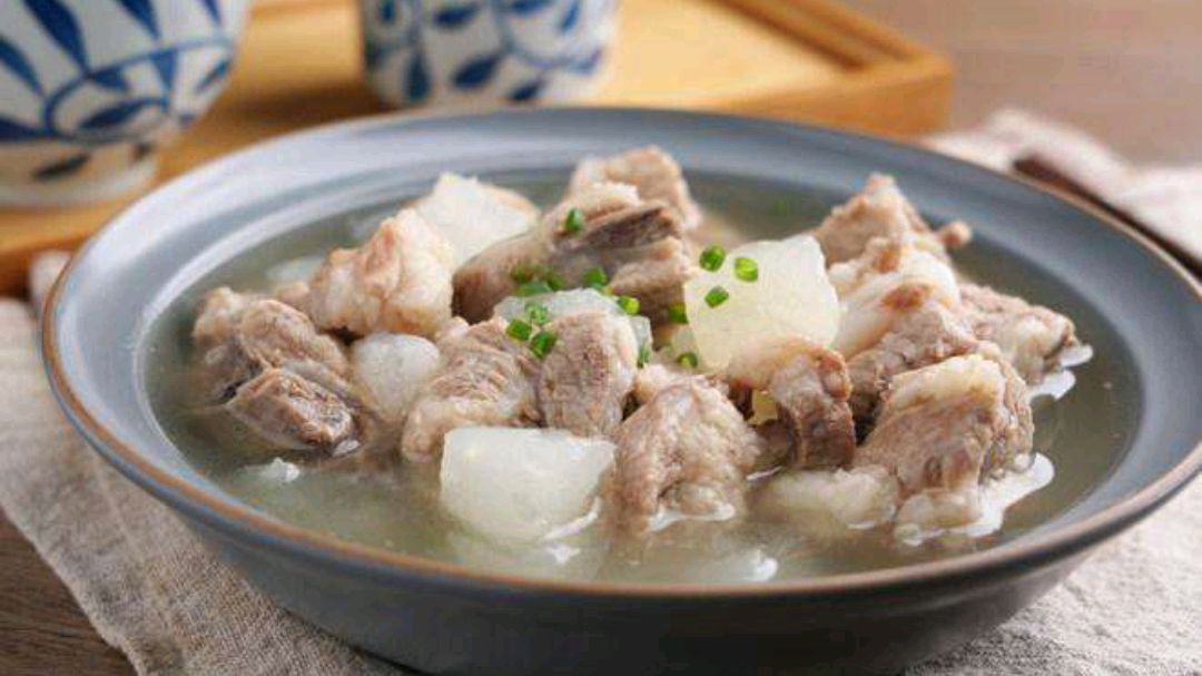 排骨烧冬瓜用这样的方法,肉嫩汁多,爽口又下饭!