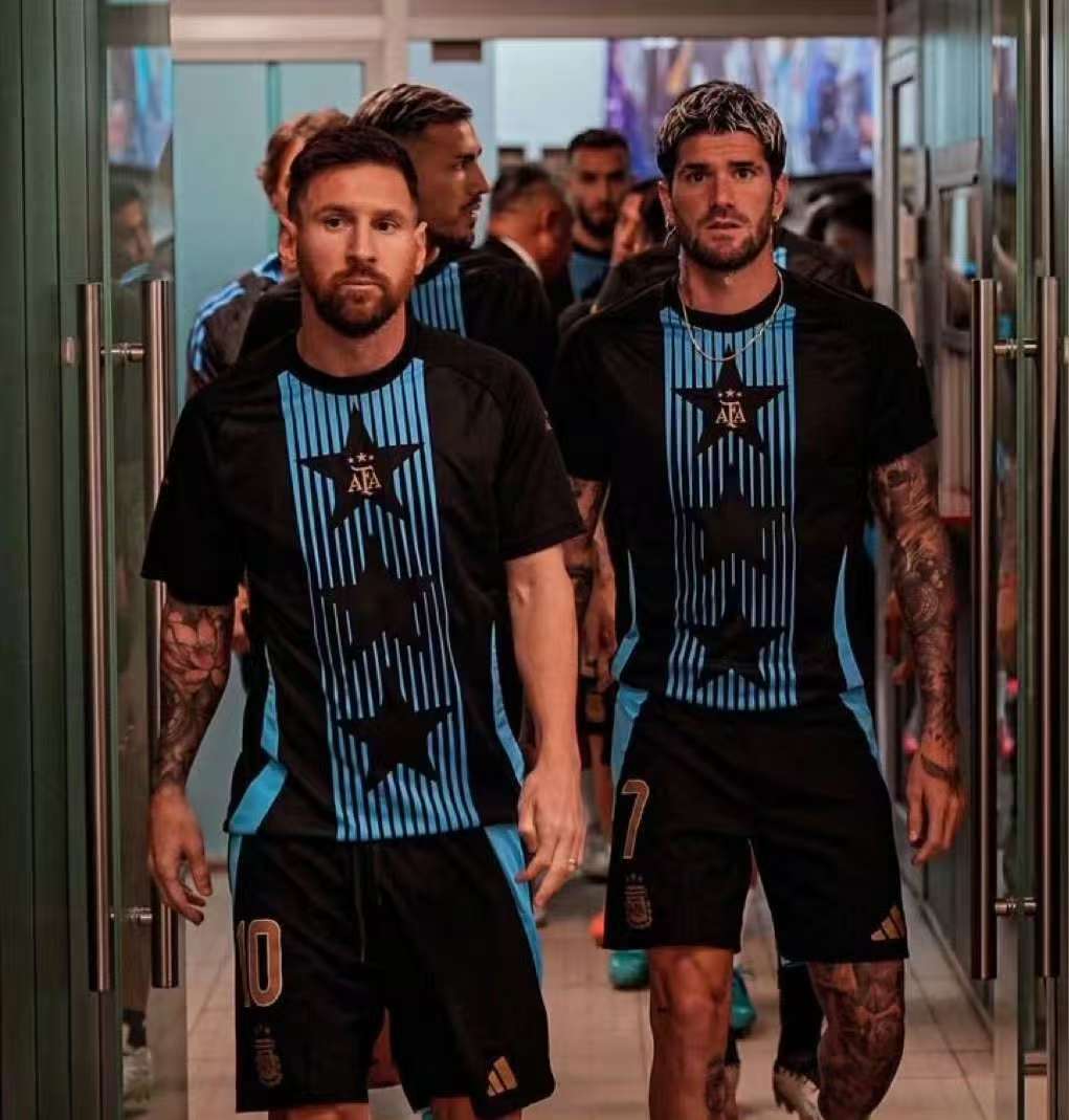 德保罗转会迈阿密现重大悬念!梅西去留成关键决定因素