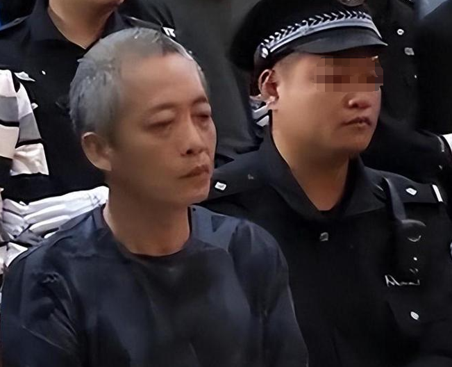 回顾:现实中的《狂飙》,黄鸿发被判死刑,他是怎么发展起来的
