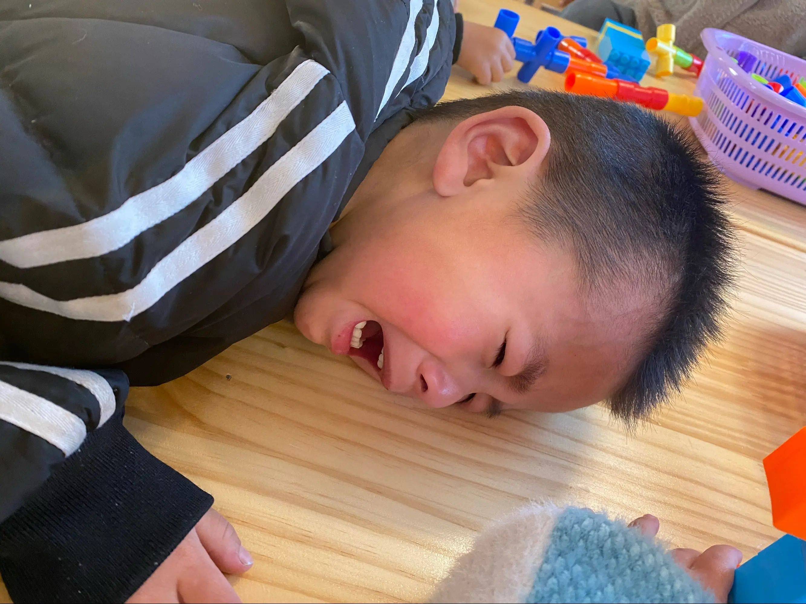 灾难化思维:高敏感孩子每天都在"为最坏做准备",家长怎么办?