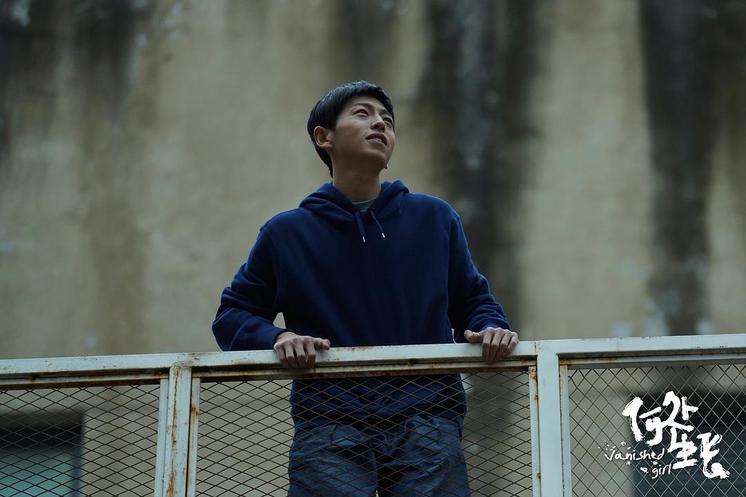 《何处生长》的全部图片剧照