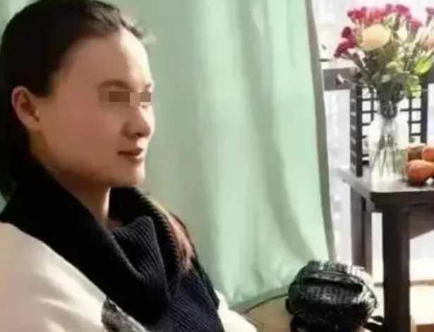 杭州保姆纵火案女主人图片