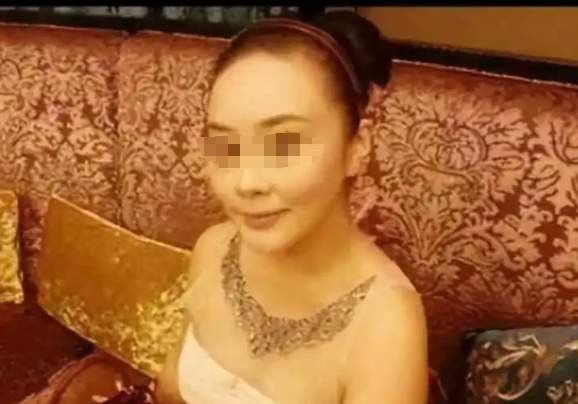 重庆女主持陈霞被2名歹徒绑架,苦苦哀求:还想见我儿子最后一面