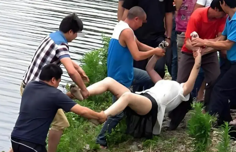 故事:南京美女记者水库溺亡,专案组连查七日,不料真凶就在跟前