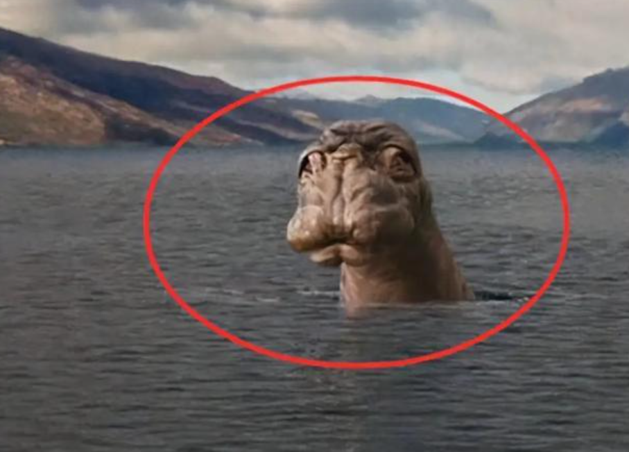 故事:长白山天池水怪现身?科考队冒险深入湖底,揭开传说的真相