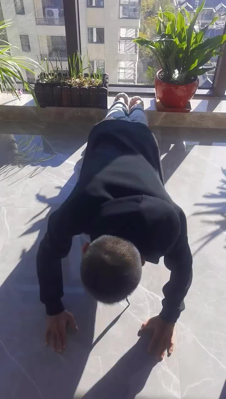 湖南45岁陈哥糖尿病10年,靠1种粗粮代替米饭,血糖稳稳下降