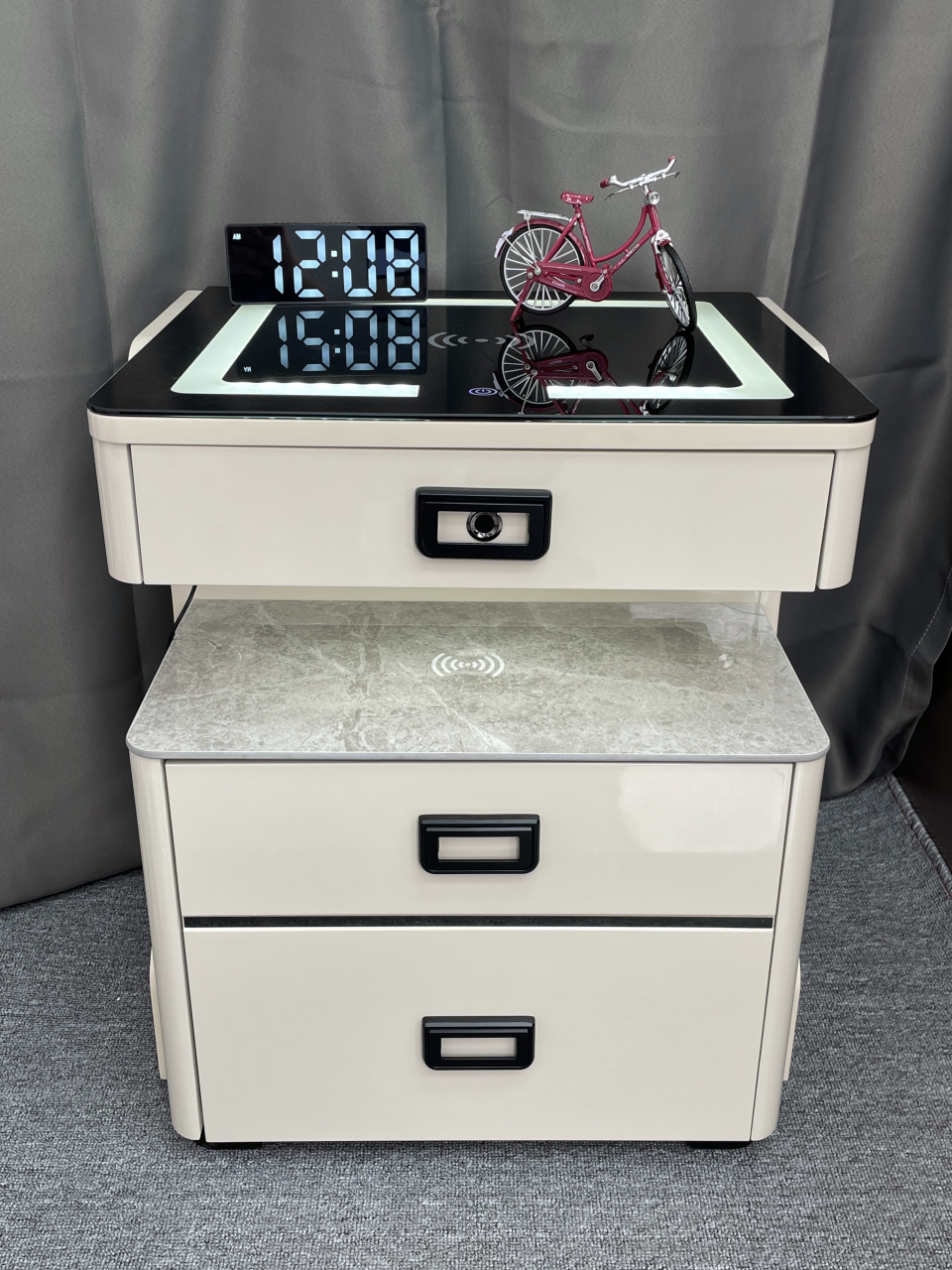 智能床头柜是一种现代化的家具,它不仅具有美观,实用的特点,还融合了